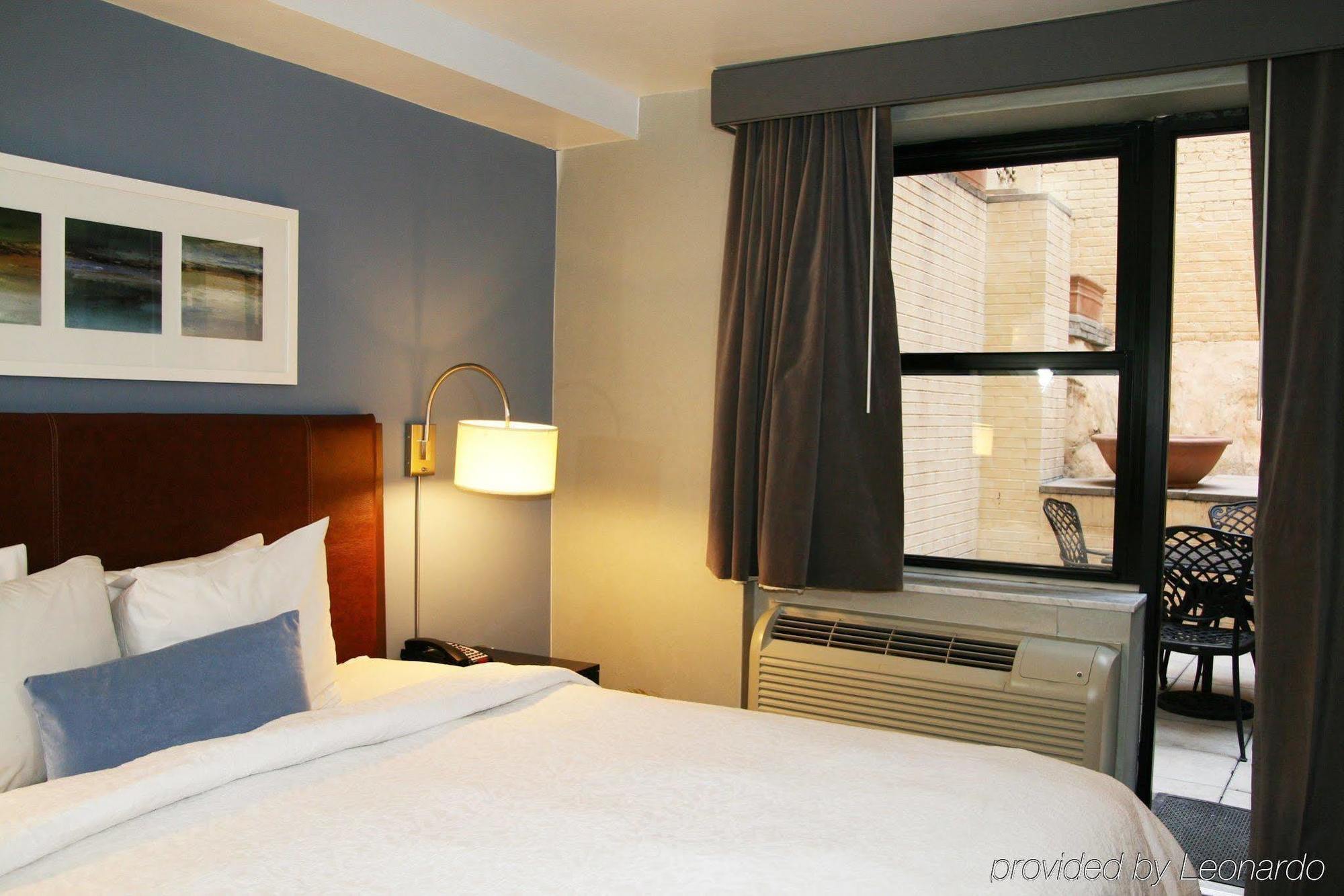 希尔顿欢朋酒店-曼哈顿海港金融区 纽约 客房 照片